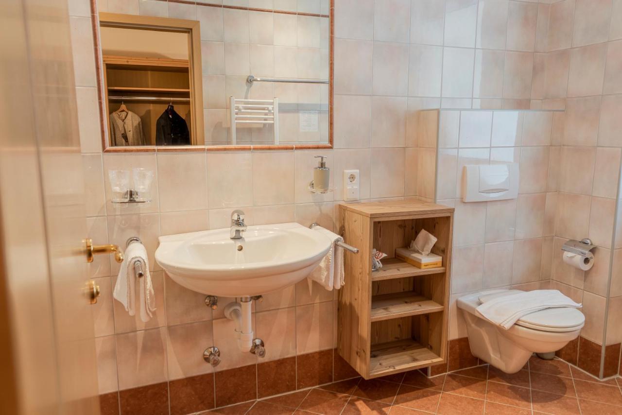 Sweet Cherry - Boutique & Guesthouse Tyrol Инсбрук Экстерьер фото
